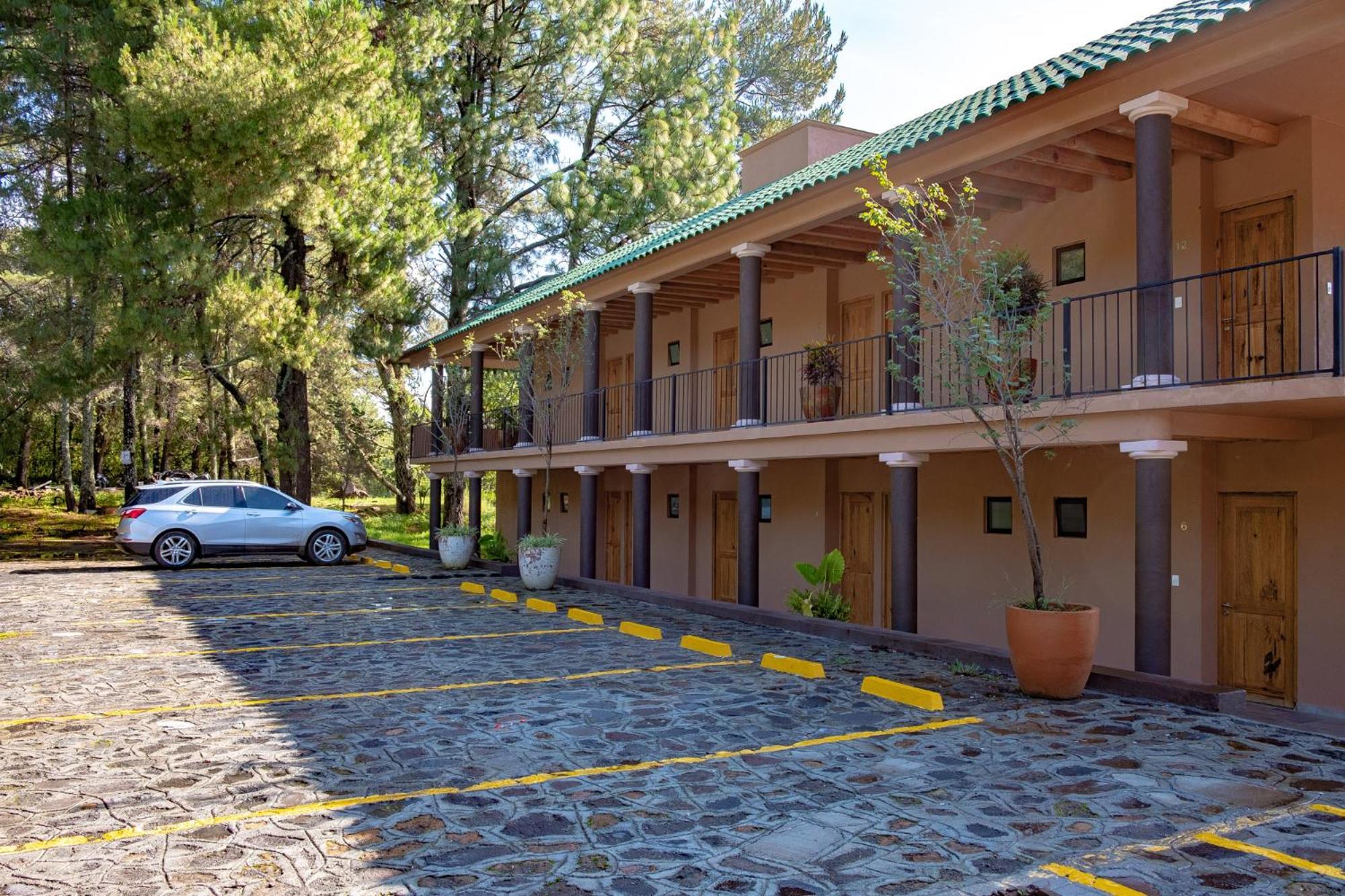 Zirahuen Forest And Resort Esterno foto